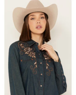 Scully Women's Rose Embroidered Denim Long Sleeve Pearl Snap Western Shirt 8 Scully Women's Rose Embroidered Denim Long Sleeve Pearl Snap Western Shirt -Country Outfitter Shop 2000243849 400 P2