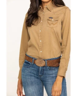 Wrangler Women's Solid Long Sleeve Snap Western Shirt -Country Outfitter Shop 2000266025 280 P5