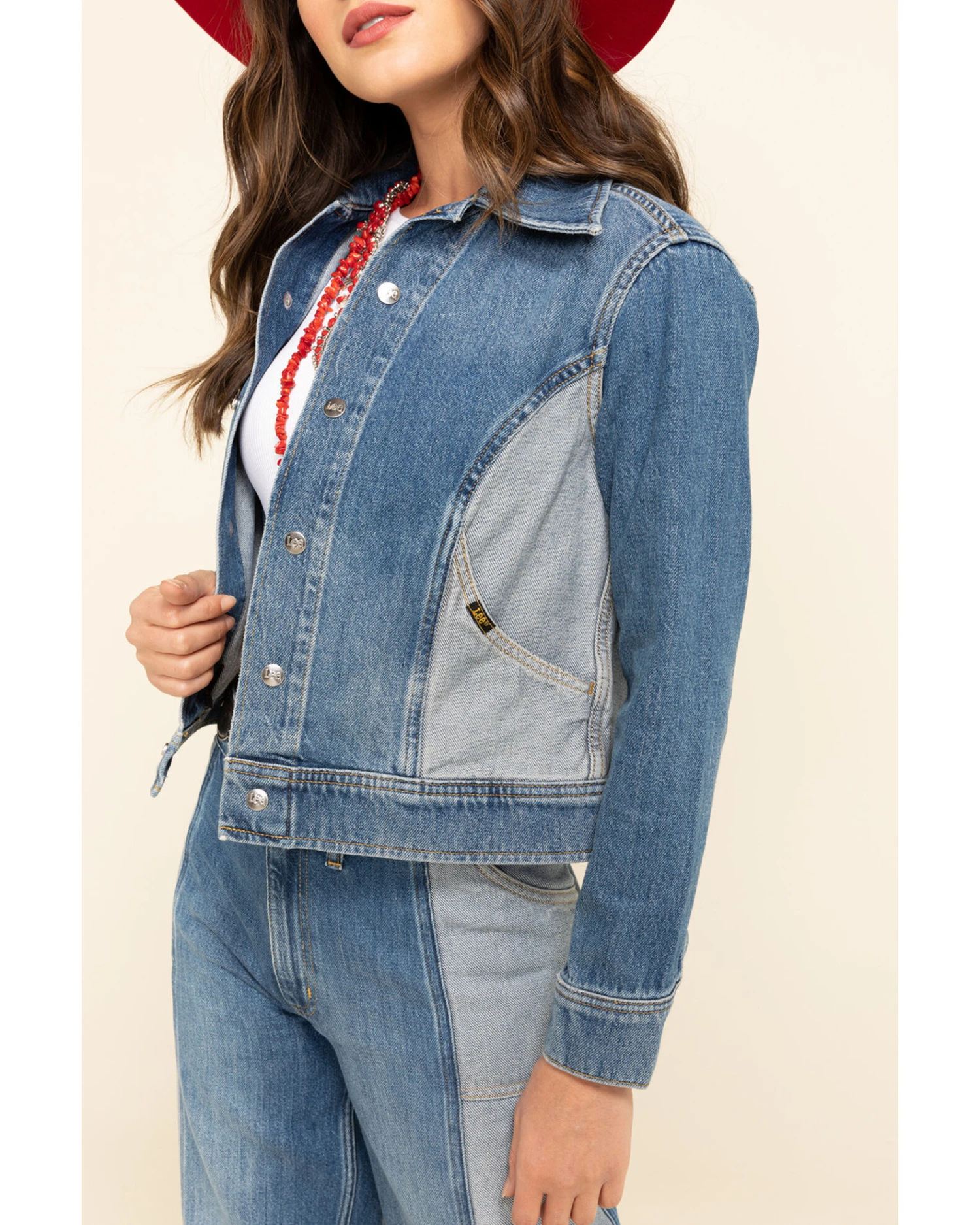 Lee Women's Contrast Denim Seamed Jacket 8 Lee Women's Contrast Denim Seamed Jacket - Image 6