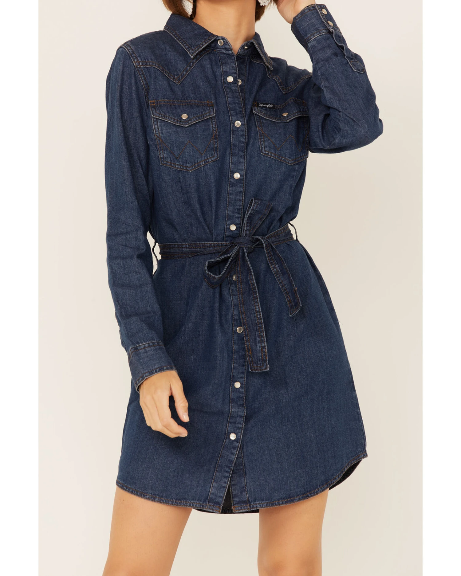 Wrangler Women's Dark Denim Washed Long Sleeve Western Shirt Dress 5 Wrangler Women's Dark Denim Washed Long Sleeve Western Shirt Dress - Image 3