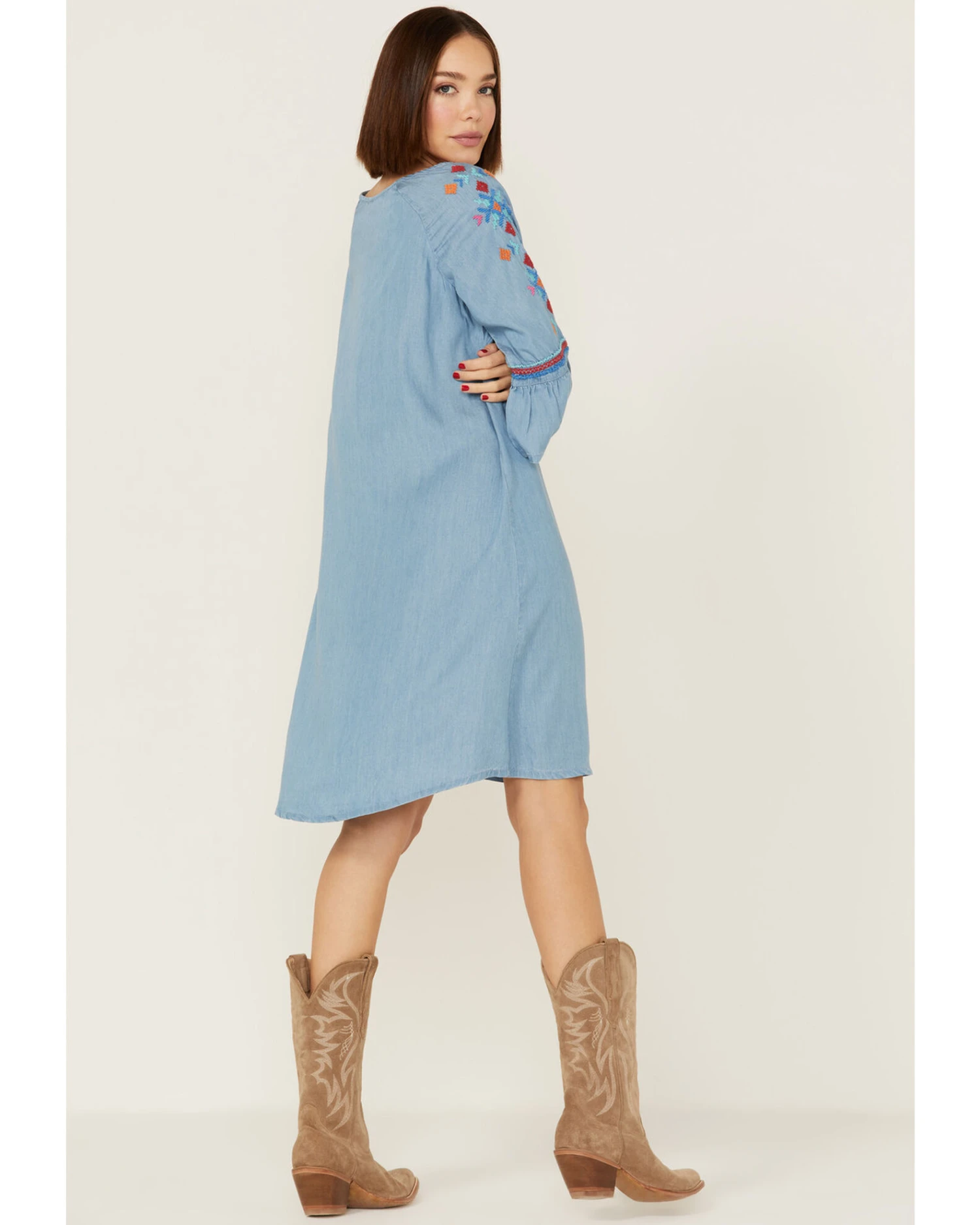 Roper Women's Southwestern Embroidered Bell Sleeve Denim Dress 3 Roper Women's Southwestern Embroidered Bell Sleeve Denim Dress
