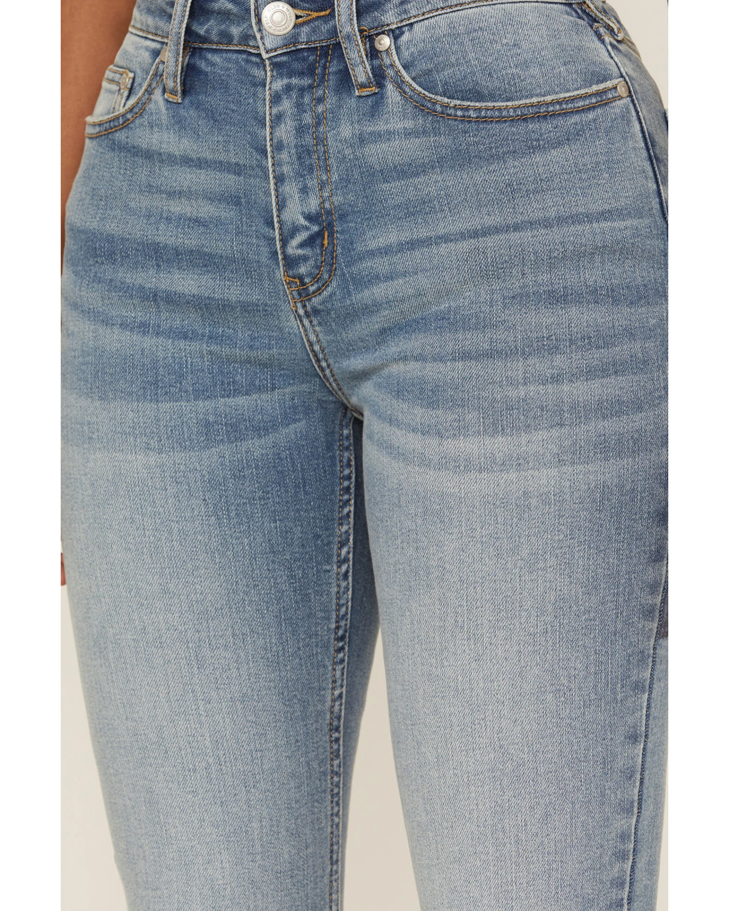 Cleo + Wolf Women's South Coast High Rise Modern Bootcut Jeans 5 Cleo + Wolf Women's South Coast High Rise Modern Bootcut Jeans - Image 3
