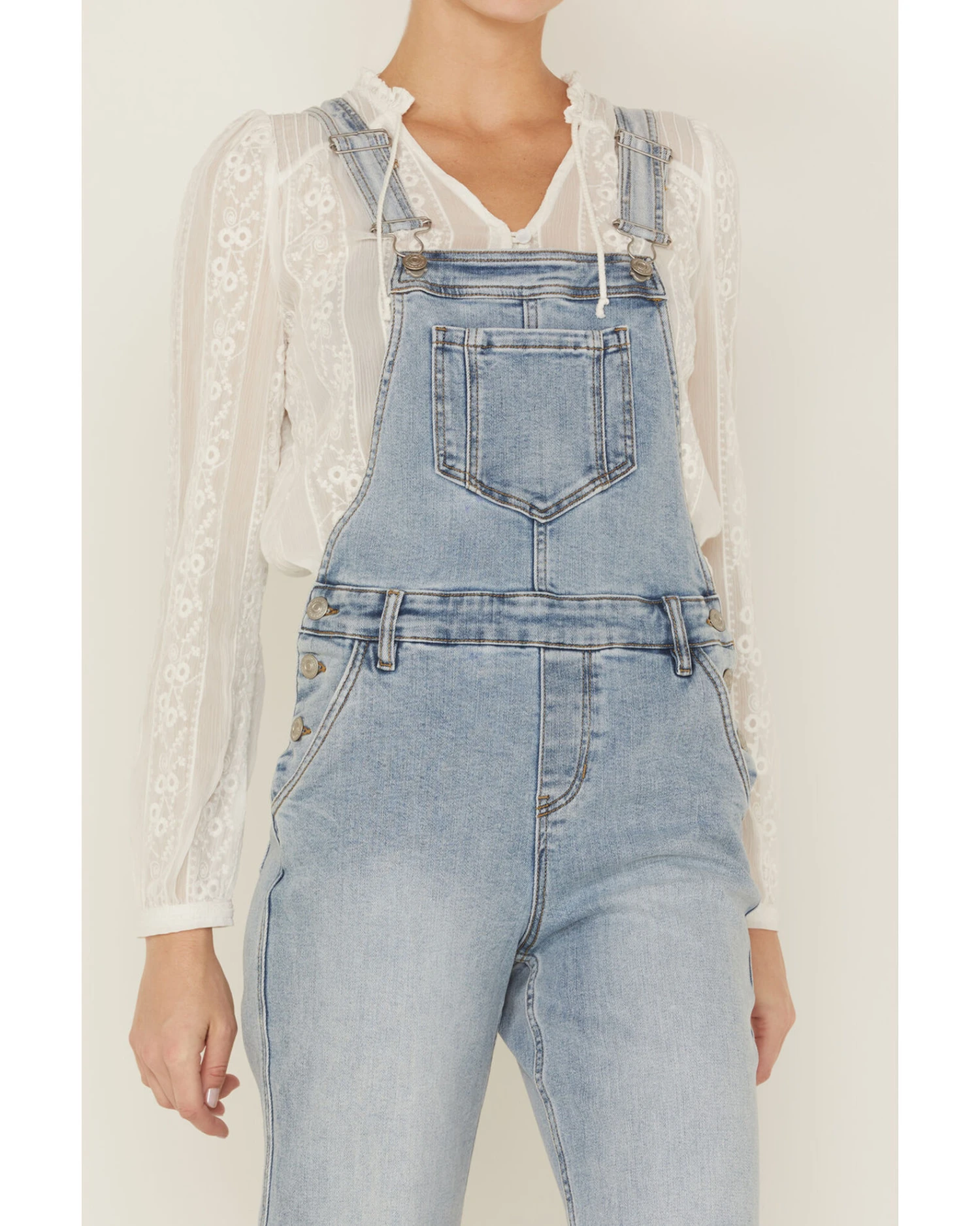 Cleo + Wolf Women's Relaxed Release Hem Denim Overalls 4 Cleo + Wolf Women's Relaxed Release Hem Denim Overalls - Image 2