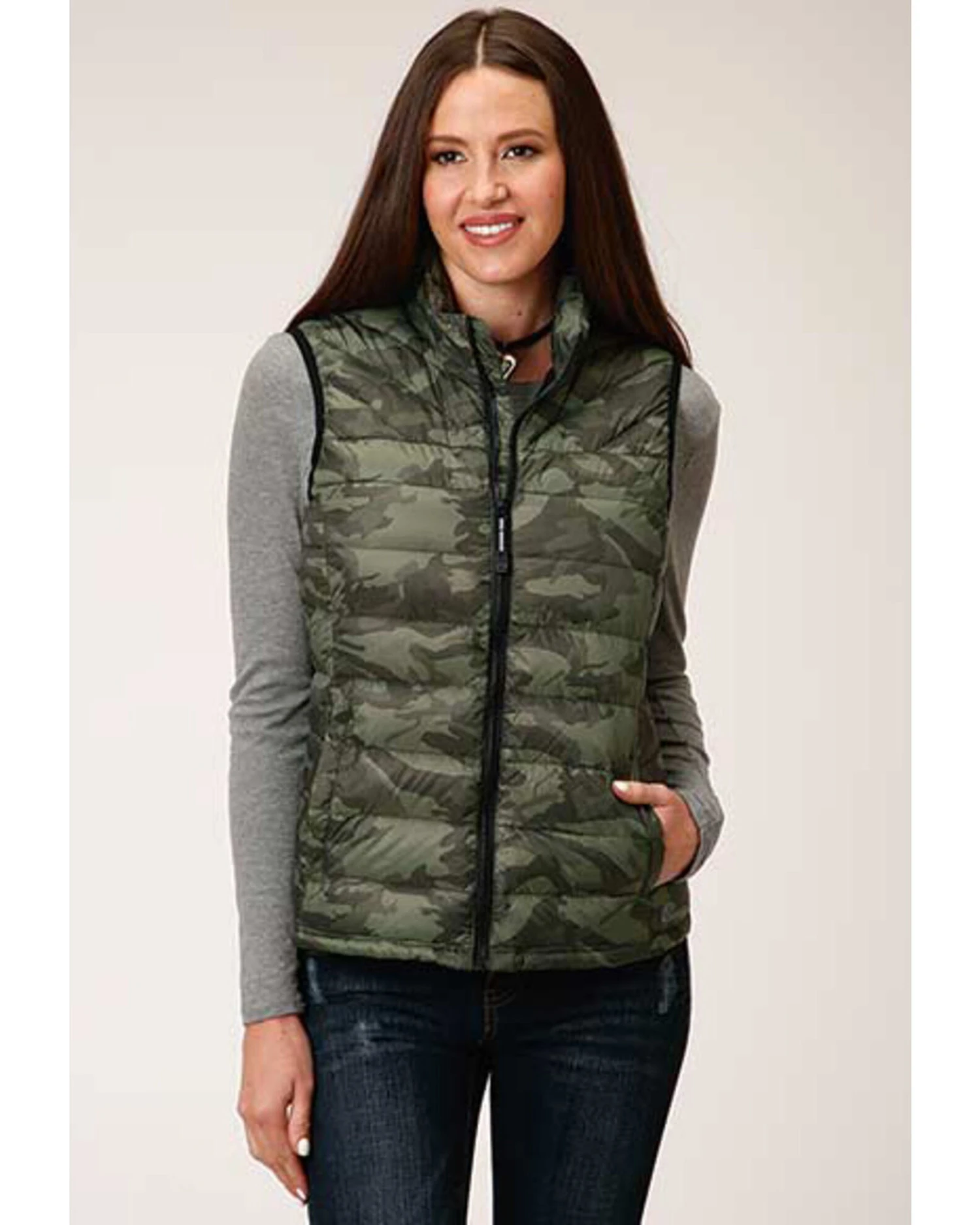 Roper Women's Camo Quilted Puffer Vest 4 Roper Women's Camo Quilted Puffer Vest - Image 2