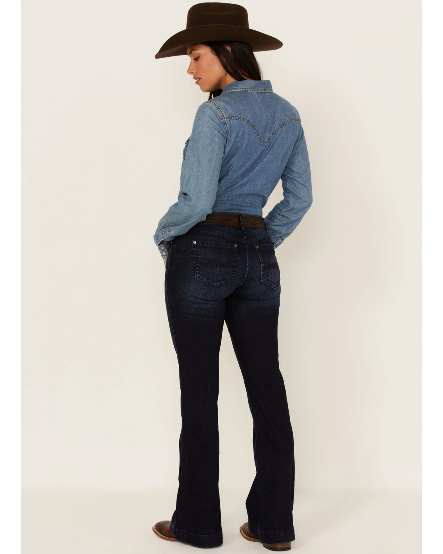 RANK 45 Women's Dark Wash Mid Riding Flare Jeans 6 RANK 45 Women's Dark Wash Mid Riding Flare Jeans - Image 4