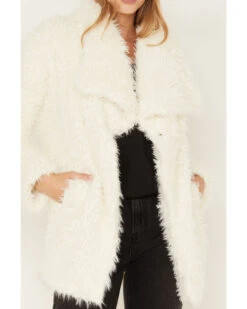 Shyanne Women's Faux Fur Fluffy Coat -Country Outfitter Shop 2000373369 103 P3