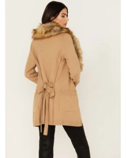 Show Me Your Mumu Women's Faux Fur Cabin Cardigan 9 Show Me Your Mumu Women's Faux Fur Cabin Cardigan -Country Outfitter Shop 2000376653 290 P4