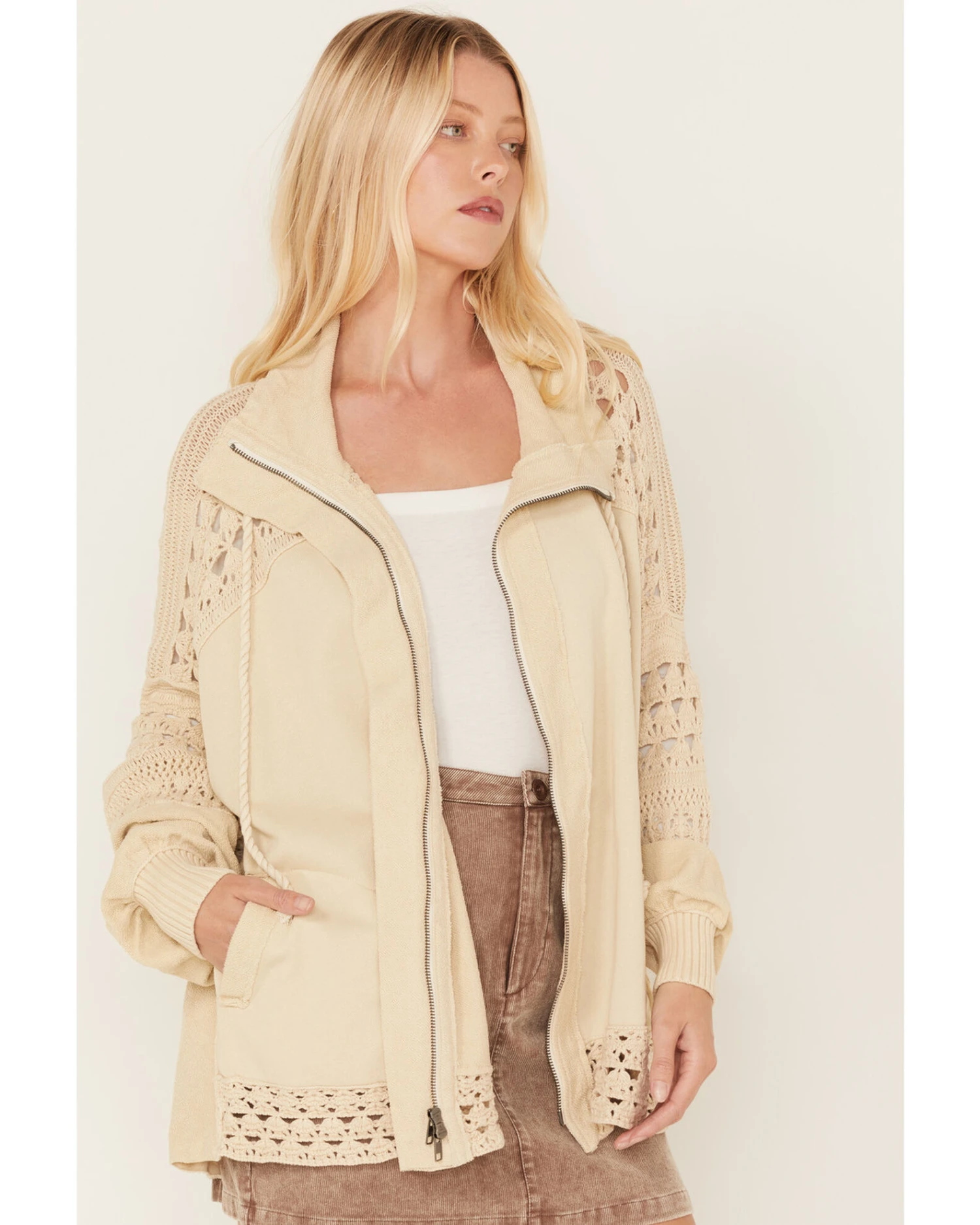 Free People Women's Dune Bug Crochet Cardigan 5 Free People Women's Dune Bug Crochet Cardigan - Image 3