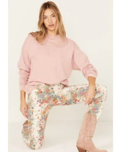 The NASH Collection Women's 3D Logo Sweatshirt -Country Outfitter Shop 2000387712 650 P1